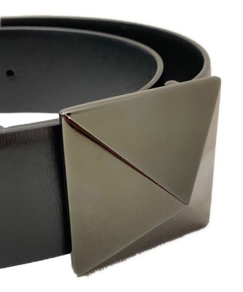 VALENTINO（ヴァレンティノ）VALENTINO (ヴァレンティノ) ロックスタッズバックルベルト ブラック サイズ:65/25(V)の古着・服飾アイテム