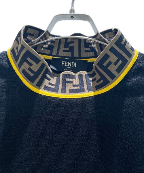 FENDI（フェンディ）FENDI (フェンディ) ズッカ柄切り替えタートルネックニット ブラック サイズ:52の古着・服飾アイテム