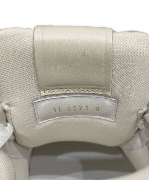 LOUIS VUITTON（ルイ ヴィトン）LOUIS VUITTON (ルイ ヴィトン) LVトレーナーラインスニーカー ベージュ サイズ:8の古着・服飾アイテム