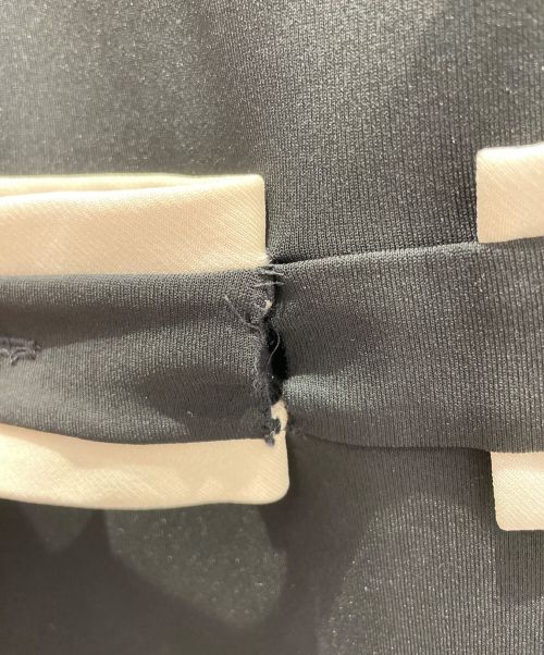 GUCCI（グッチ）GUCCI (グッチ) タイガーボタンビスコースドレス ブラック サイズ:Sの古着・服飾アイテム