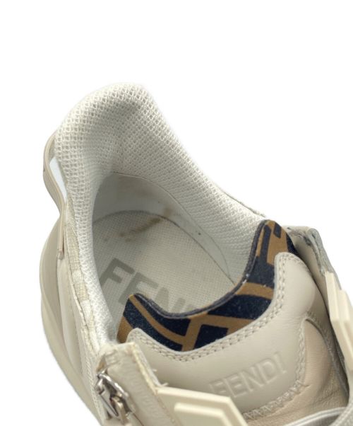 FENDI（フェンディ）FENDI (フェンディ) FLOW スニーカー アイボリー サイズ:8の古着・服飾アイテム