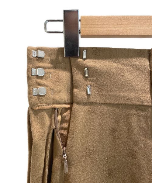 FENDI（フェンディ）FENDI (フェンディ) カリグラフィー ズッカ ウールパンツ ベージュ サイズ:38の古着・服飾アイテム