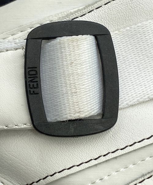 FENDI（フェンディ）FENDI (フェンディ) ハイカットロゴスニーカー ホワイト サイズ:8の古着・服飾アイテム