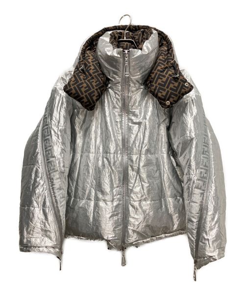 FENDI（フェンディ）FENDI (フェンディ) ズッカリバーシブルダウンジャケット ブラウン×シルバー サイズ:Sの古着・服飾アイテム