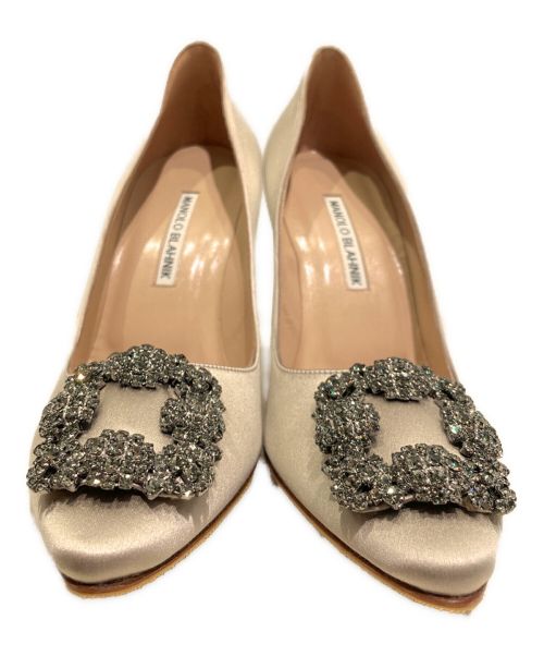 Manolo Blahnik（マノロ ブラニク）Manolo Blahnik (マノロブラニク) ハンギシパンプス シャンパンゴールド サイズ:37 1/2の古着・服飾アイテム