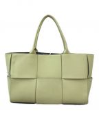 BOTTEGA VENETAボッテガベネタ）の古着「ザ・アルコトート」｜ピスタチオ