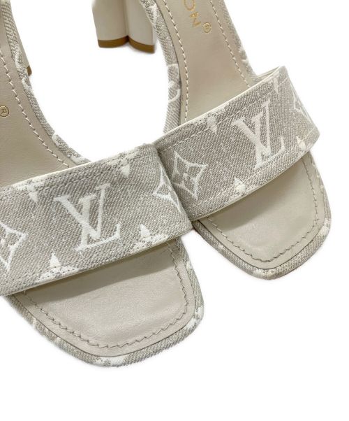 LOUIS VUITTON（ルイ ヴィトン）LOUIS VUITTON (ルイ ヴィトン) シルエットラインサンダル グレー サイズ:37　1/2の古着・服飾アイテム