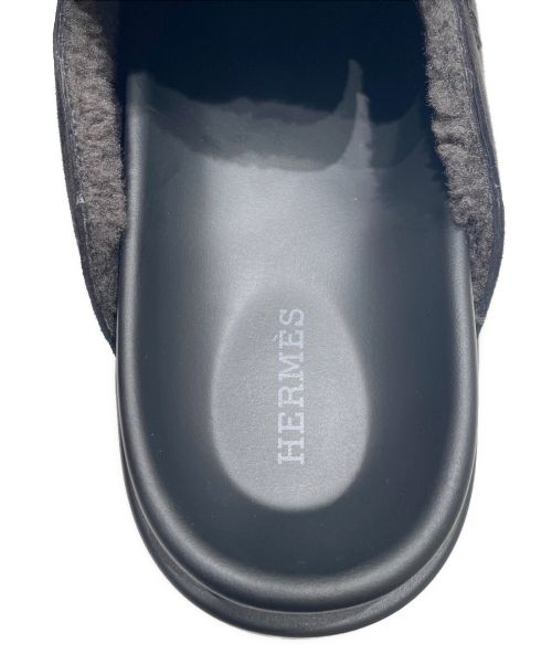 HERMES（エルメス）HERMES (エルメス) ゴーベロアシープスキン ミュール ブラック サイズ:39 未使用品の古着・服飾アイテム