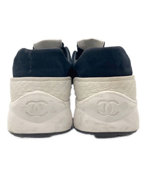 CHANEL（シャネル）CHANEL (シャネル) ベロアココマークスニーカー ブラック サイズ:38の古着・服飾アイテム