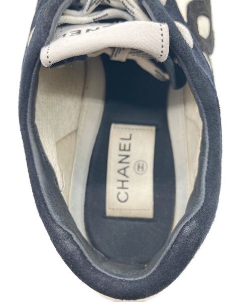 CHANEL（シャネル）CHANEL (シャネル) ベロアココマークスニーカー ブラック サイズ:38の古着・服飾アイテム