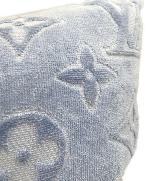 LOUIS VUITTON（ルイ ヴィトン）LOUIS VUITTON (ルイ ヴィトン) クッション・LVバケーション サイズ:45×45 未使用品の古着・服飾アイテム