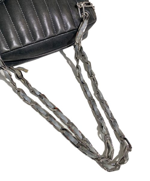 CHANEL（シャネル）CHANEL (シャネル) Lamb skin chain shoulder bag（ラムスキンラムスキンチェーンショルダーバッグ） ブラック サイズ:-の古着・服飾アイテム