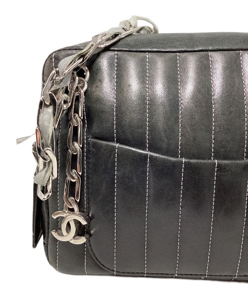 CHANEL（シャネル）CHANEL (シャネル) Lamb skin chain shoulder bag（ラムスキンラムスキンチェーンショルダーバッグ） ブラック サイズ:-の古着・服飾アイテム