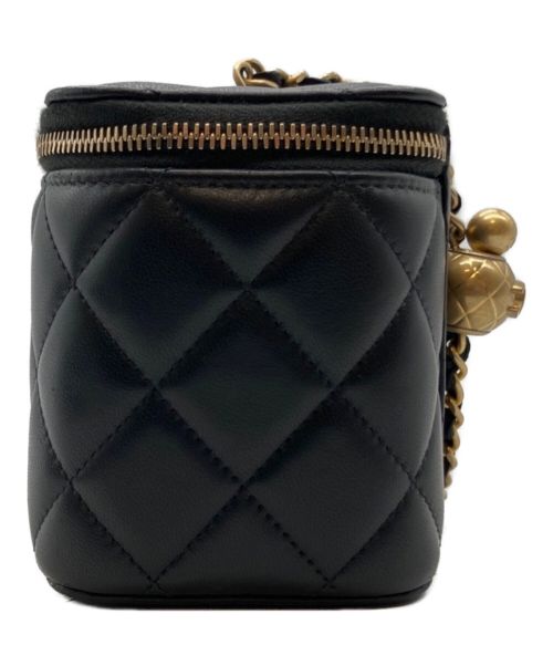 CHANEL（シャネル）CHANEL (シャネル) マトラッセバニティーバッグ ブラック サイズ:16の古着・服飾アイテム