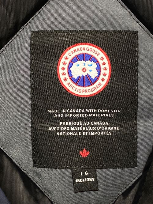 CANADA GOOSE（カナダグース）CANADA GOOSE (カナダグース) PATCHWORK PARKA ネイビー×ブラック サイズ:Lの古着・服飾アイテム