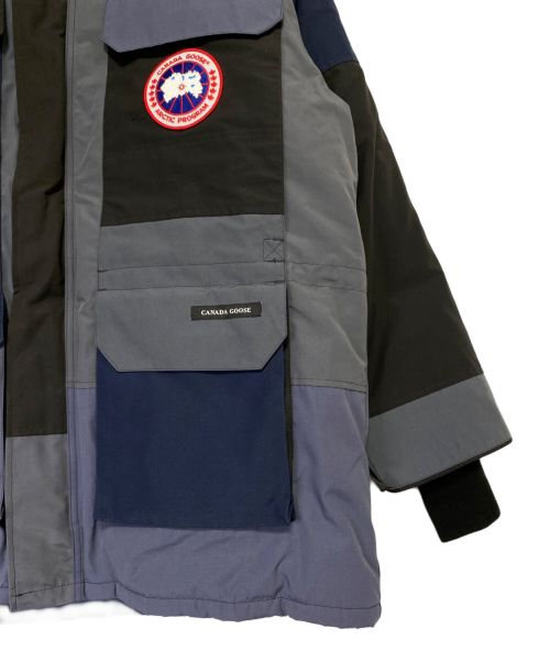 CANADA GOOSE（カナダグース）CANADA GOOSE (カナダグース) PATCHWORK PARKA ネイビー×ブラック サイズ:Lの古着・服飾アイテム