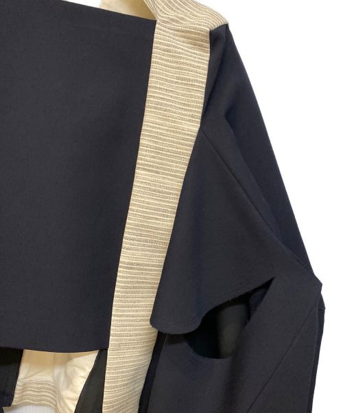 COMME des GARCONS（コムデギャルソン）COMME des GARCONS (コムデギャルソン) 23AW 変型ハーフスリーブジャケット ネイビー×アイボリー サイズ:Mの古着・服飾アイテム
