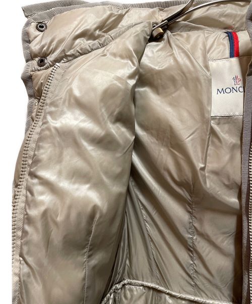 MONCLER（モンクレール）MONCLER (モンクレール) Hermine ベージュ サイズ:00の古着・服飾アイテム
