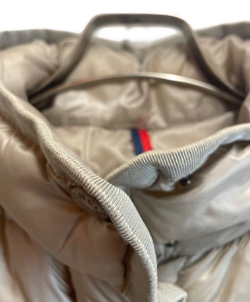 MONCLER（モンクレール）MONCLER (モンクレール) Hermine ベージュ サイズ:00の古着・服飾アイテム