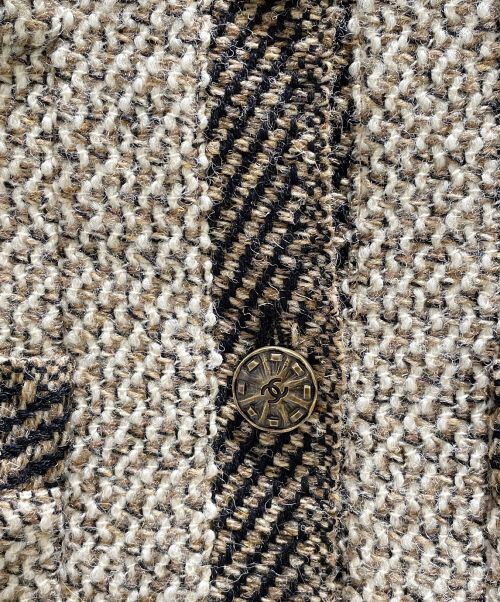CHANEL（シャネル）CHANEL (シャネル) セットアップスーツ ベージュ サイズ:40の古着・服飾アイテム