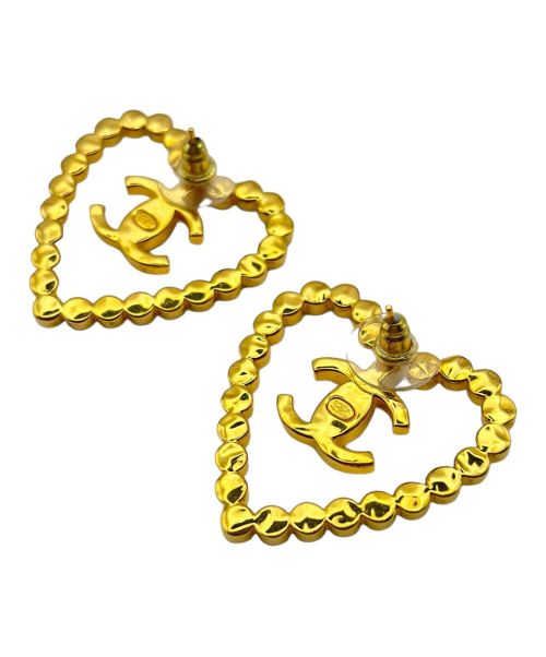 CHANEL（シャネル）CHANEL (シャネル) ハートモチーフ ココマーク ピアス ゴールドの古着・服飾アイテム