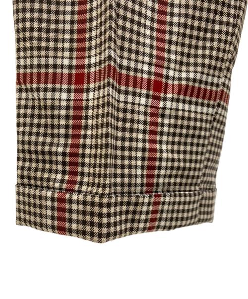 PT01（ピーティーゼロウーノ）PT01 (ピーティーゼロウーノ) チェックスラックス ブラウン サイズ:50の古着・服飾アイテム