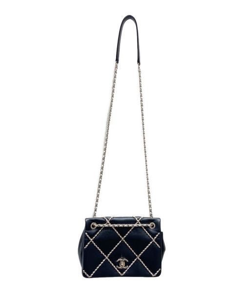 CHANEL（シャネル）CHANEL (シャネル) ショルダーバッグ ブラック×ホワイト×ゴールド サイズ:‐の古着・服飾アイテム