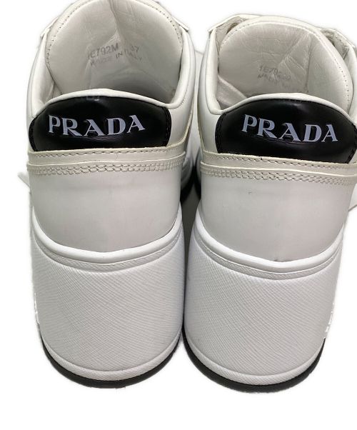 PRADA（プラダ）PRADA (プラダ) レザーヒールスニーカー ホワイト サイズ:37の古着・服飾アイテム