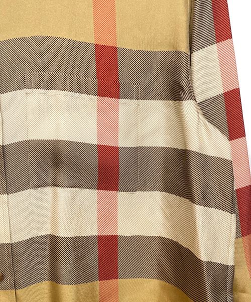 BURBERRY（バーバリー）BURBERRY (バーバリー) チェックシルクシャツ ベージュ サイズ:36の古着・服飾アイテム