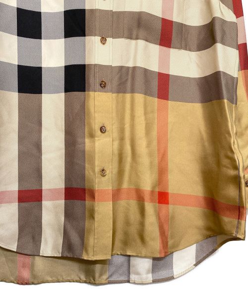 BURBERRY（バーバリー）BURBERRY (バーバリー) チェックシルクシャツ ベージュ サイズ:36の古着・服飾アイテム