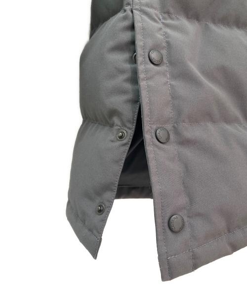 CANADA GOOSE（カナダグース）CANADA GOOSE (カナダグース) Mackenzie Parka グレー サイズ:Sの古着・服飾アイテム