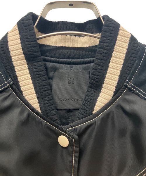 GIVENCHY（ジバンシィ）GIVENCHY (ジバンシィ) オーバーサイズ バーシティブルゾン ブラック×ホワイト サイズ:34の古着・服飾アイテム