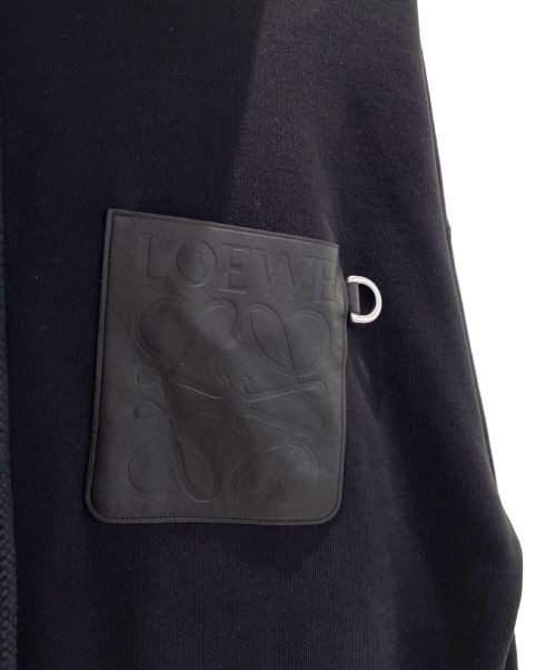 LOEWE（ロエベ）LOEWE (ロエベ) アナグラム レザーパッチ パーカー ブラック サイズ:Lの古着・服飾アイテム