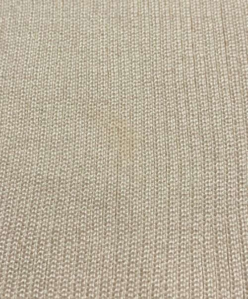 PRADA（プラダ）PRADA (プラダ) ロゴ入りシルク クルーネックセーター アイボリー サイズ:38の古着・服飾アイテム