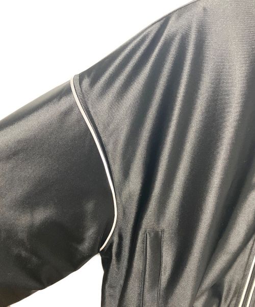 ALEXANDER WANG（アレキサンダー・ワン）ALEXANDER WANG (アレキサンダーワン) ロゴエンボス クロップド ジャケット ブラック サイズ:XSの古着・服飾アイテム