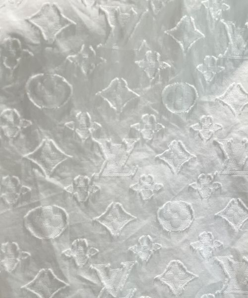 LOUIS VUITTON（ルイ ヴィトン）LOUIS VUITTON (ルイ ヴィトン) モノグラム プルオーバー ブラウス ホワイト サイズ:XSの古着・服飾アイテム