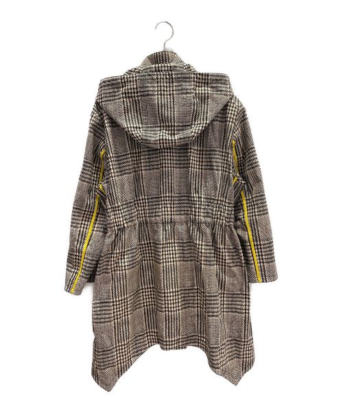 FENDI（フェンディ）FENDI (フェンディ) フーテッドナイロンコート ベージュ サイズ:38の古着・服飾アイテム