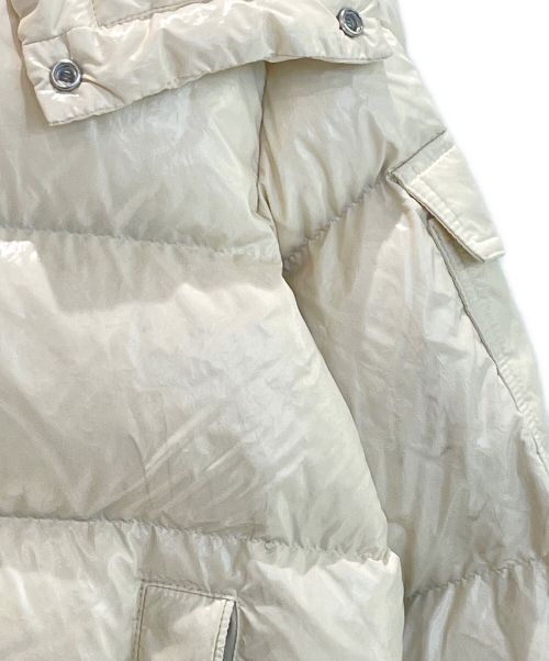 MONCLER（モンクレール）MONCLER (モンクレール) MAYA 70 GIUBBOTTO アイボリーの古着・服飾アイテム