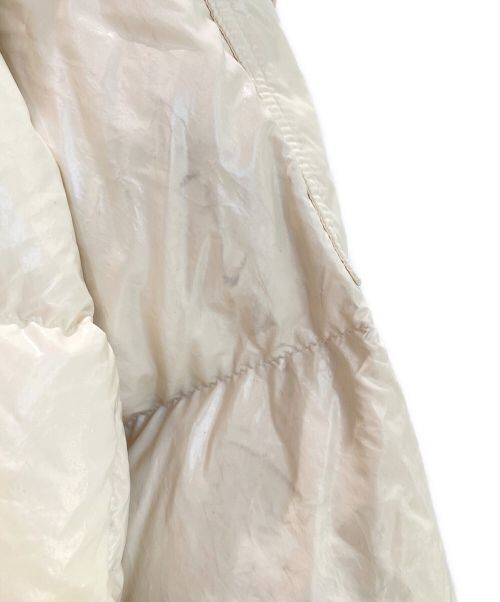 MONCLER（モンクレール）MONCLER (モンクレール) MAYA 70 GIUBBOTTO アイボリーの古着・服飾アイテム