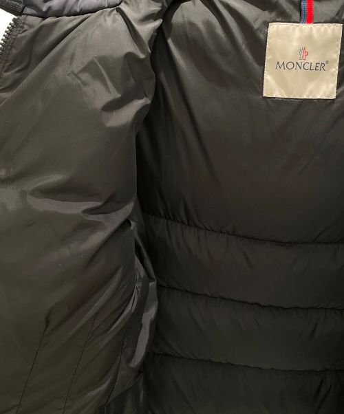 MONCLER（モンクレール）MONCLER (モンクレール) BETULONG GIUBBOTTO/ダウンコート ネイビー サイズ:3の古着・服飾アイテム