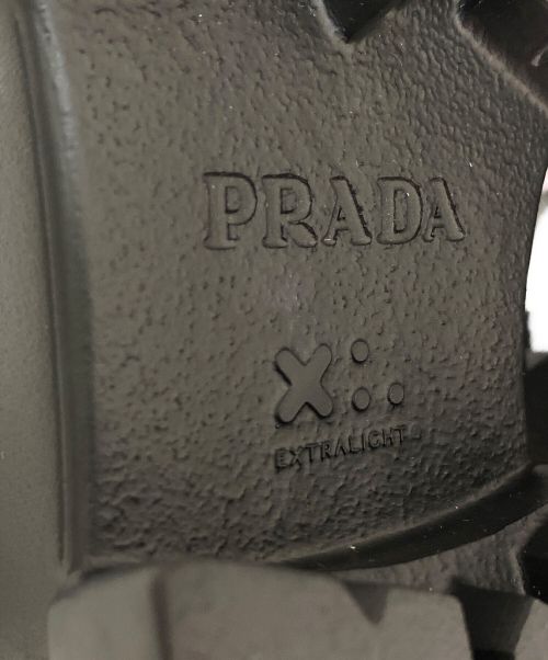 PRADA（プラダ）PRADA (プラダ) モノリスフォームラバーサンダル ブラック サイズ:37の古着・服飾アイテム