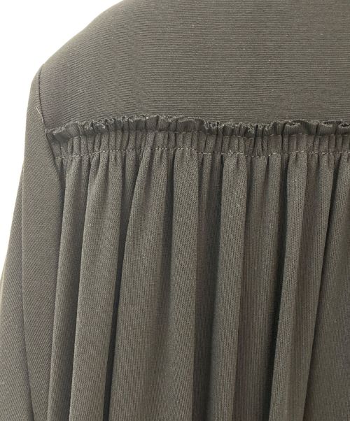 BURBERRY（バーバリー）BURBERRY (バーバリー) バックギャザーワンピース ブラック サイズ:SIZE IT40の古着・服飾アイテム