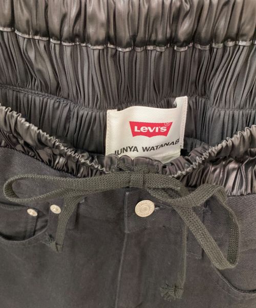 JUNYA WATANABE（ジュンヤワタナベ）JUNYA WATANABE (ジュンヤワタナベ) LEVI'S (リーバイス) 23AW 綿デニム×エステルサテンパンツ ブラック サイズ:Sの古着・服飾アイテム