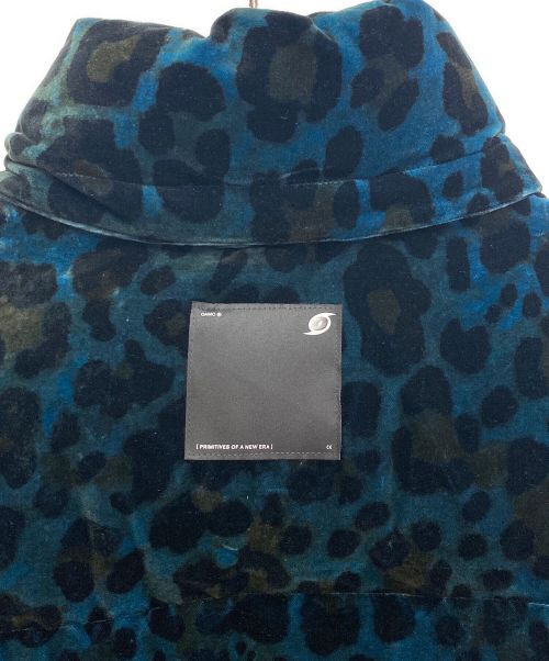 OAMC（オーエーエムシー）OAMC (オーエーエムシー) 23AW レオパード トレース ダウンジャケット ブルー×ブラウン サイズ:Lの古着・服飾アイテム