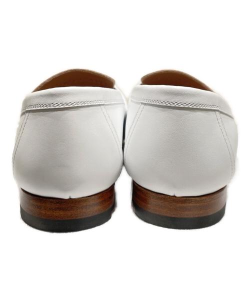 HERMES（エルメス）HERMES (エルメス) モカシンレザーローファー ホワイト×ベージュ×H金具 サイズ:37 1/2 未使用品の古着・服飾アイテム
