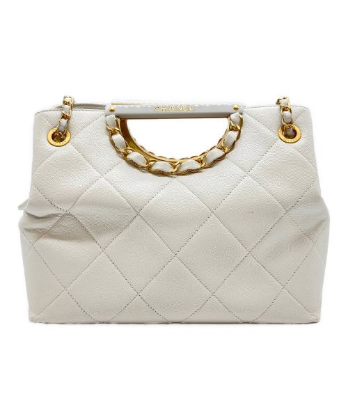 CHANEL（シャネル）CHANEL (シャネル) マトラッセチェーントートバッグ ホワイトの古着・服飾アイテム