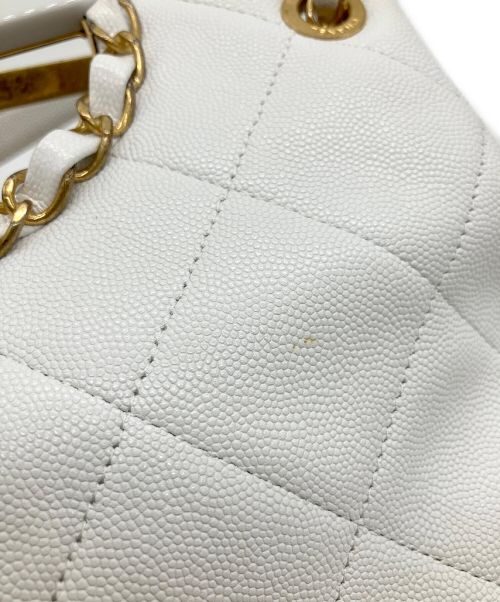 CHANEL（シャネル）CHANEL (シャネル) マトラッセチェーントートバッグ ホワイトの古着・服飾アイテム