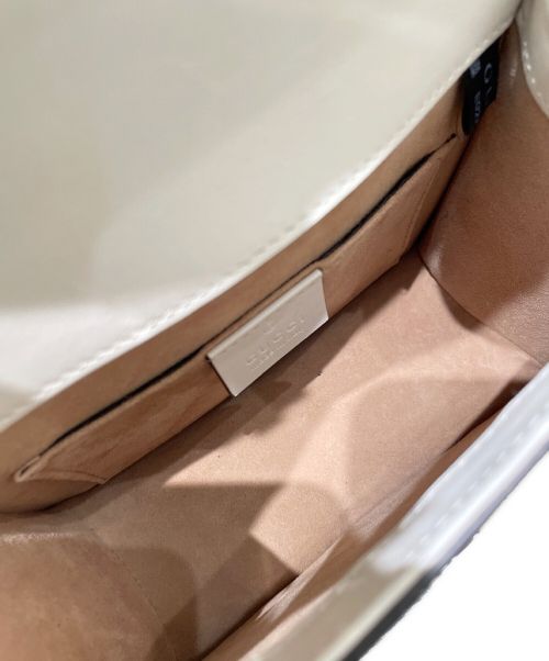 GUCCI（グッチ）GUCCI (グッチ) シルヴィ ミニショルダーバッグ ホワイト サイズ:ミニの古着・服飾アイテム