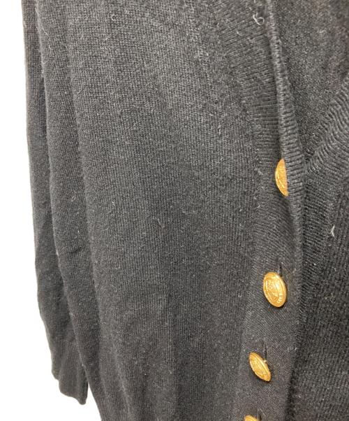 DEUXIEME CLASSE（ドゥーズィエム クラス）DEUXIEME CLASSE (ドゥーズィエム クラス) 金ボタン Vネックカーディガン ブラック サイズ:-の古着・服飾アイテム