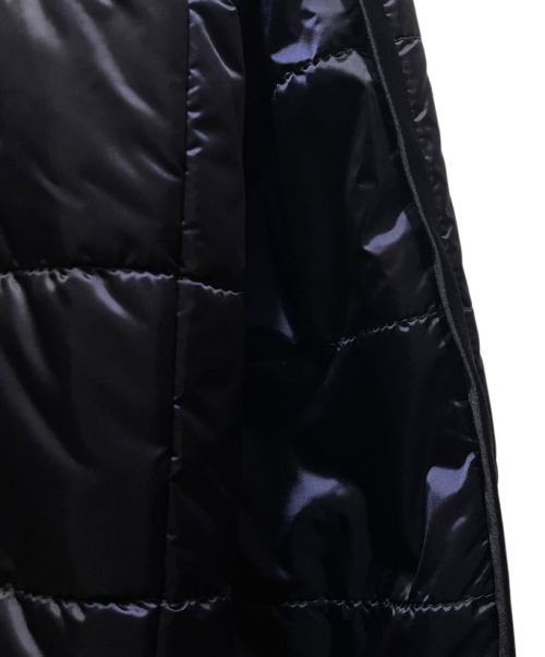 PRADA（プラダ）PRADA (プラダ) 三角プレートダウンジャケット ネイビー サイズ:44の古着・服飾アイテム